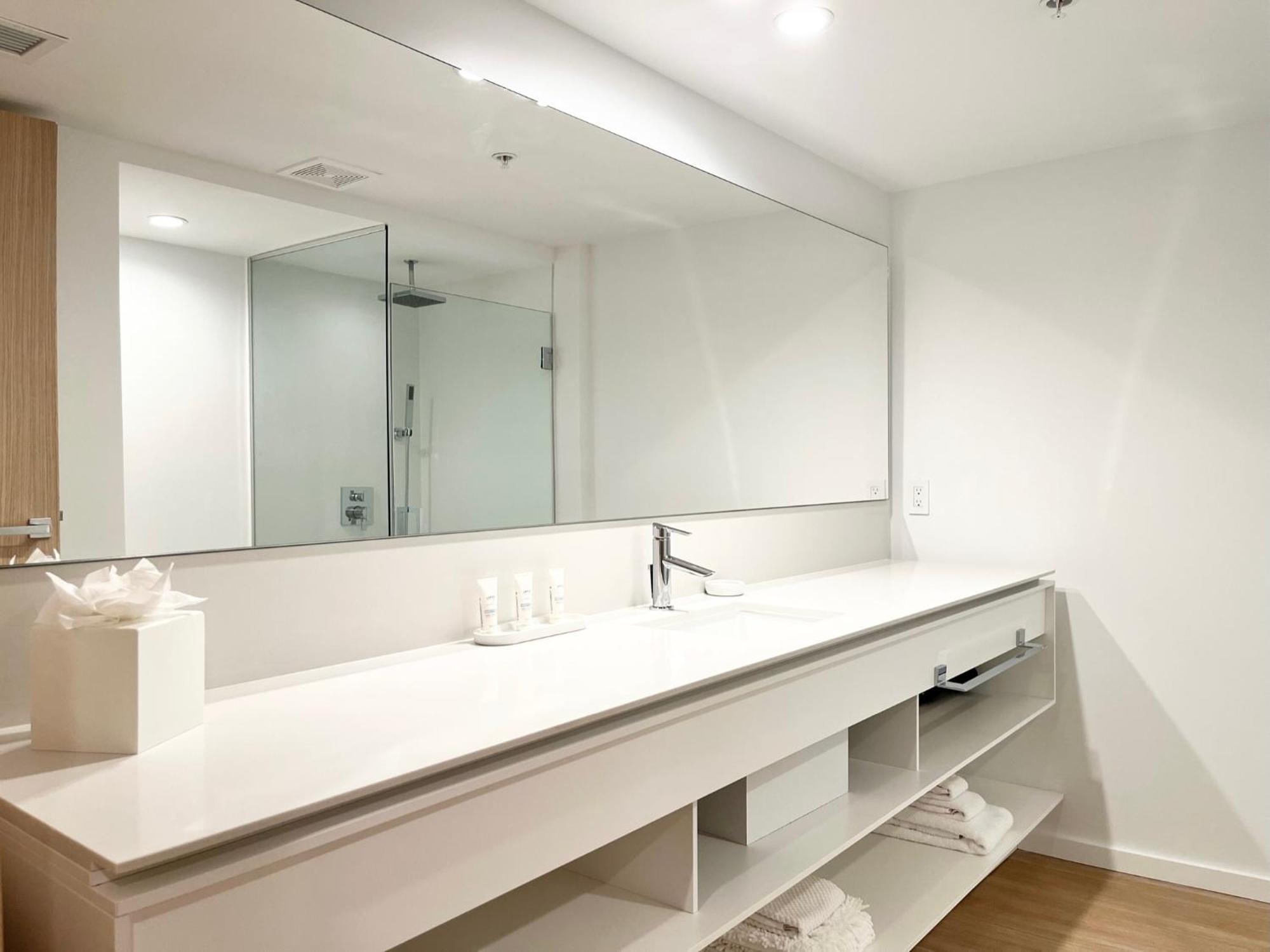 Beach Haus Residences Bal Harbour Oda fotoğraf